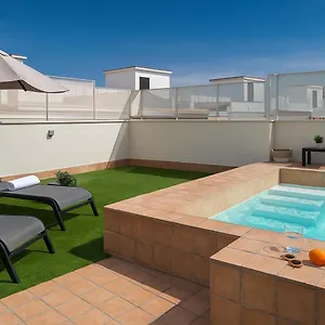 lola-14-suite-apartment.es-andalucia.com/